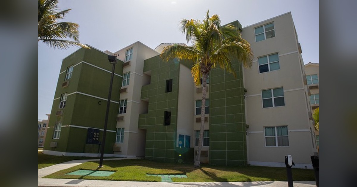 Facebook share preview